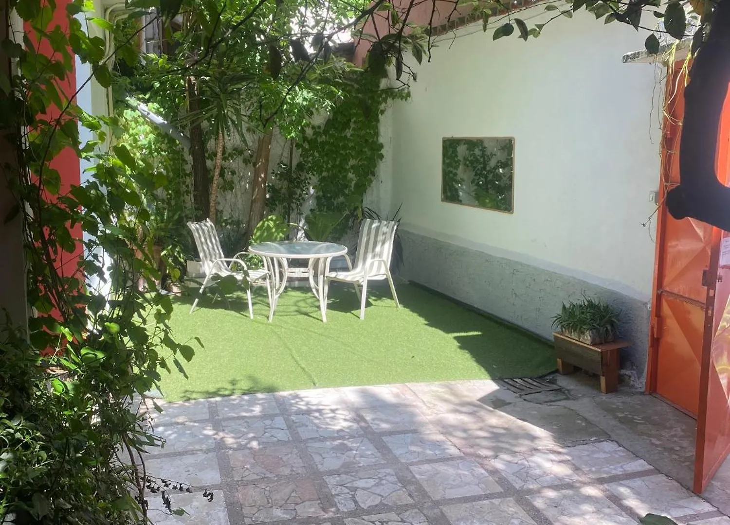 Trip'N'Hostel Chill Zone Tirana